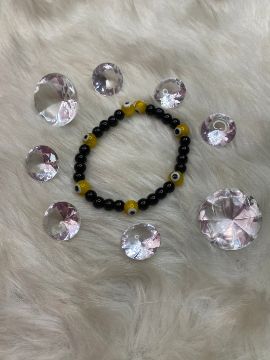 𝓨𝓮𝓵𝓵𝓸𝔀 & 𝓑𝓵𝓪𝓬𝓴 𝓔𝓿𝓮𝓲𝓵 𝓔𝔂𝓮 𝓟𝓻𝓸𝓽𝓮𝓽𝓲𝓸𝓷 𝓑𝓻𝓪𝓬𝓮𝓵𝓮𝓽